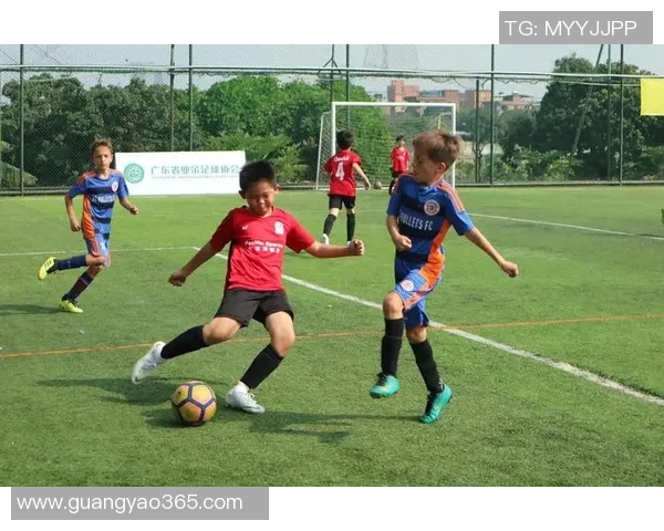 精彩足球直播尽在掌握中畅享每一场比赛的激情与乐趣 精彩足球直播尽在掌握中畅享每一场比赛的激情与乐趣