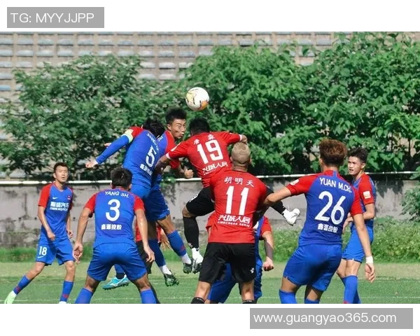 重庆当代与上海球队对决分析揭示两地足球文化差异与发展潜力