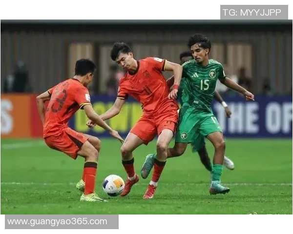 中国与乌兹别克斯坦足球比赛直播全程回顾与精彩瞬间分析